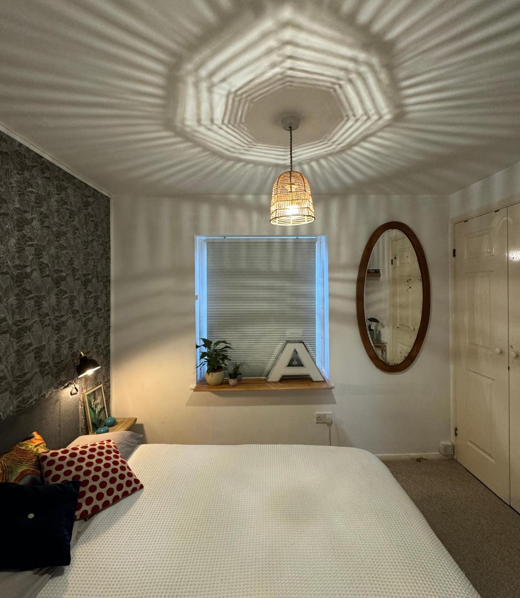 Private Room In A Stylish Flat London Exterior foto
