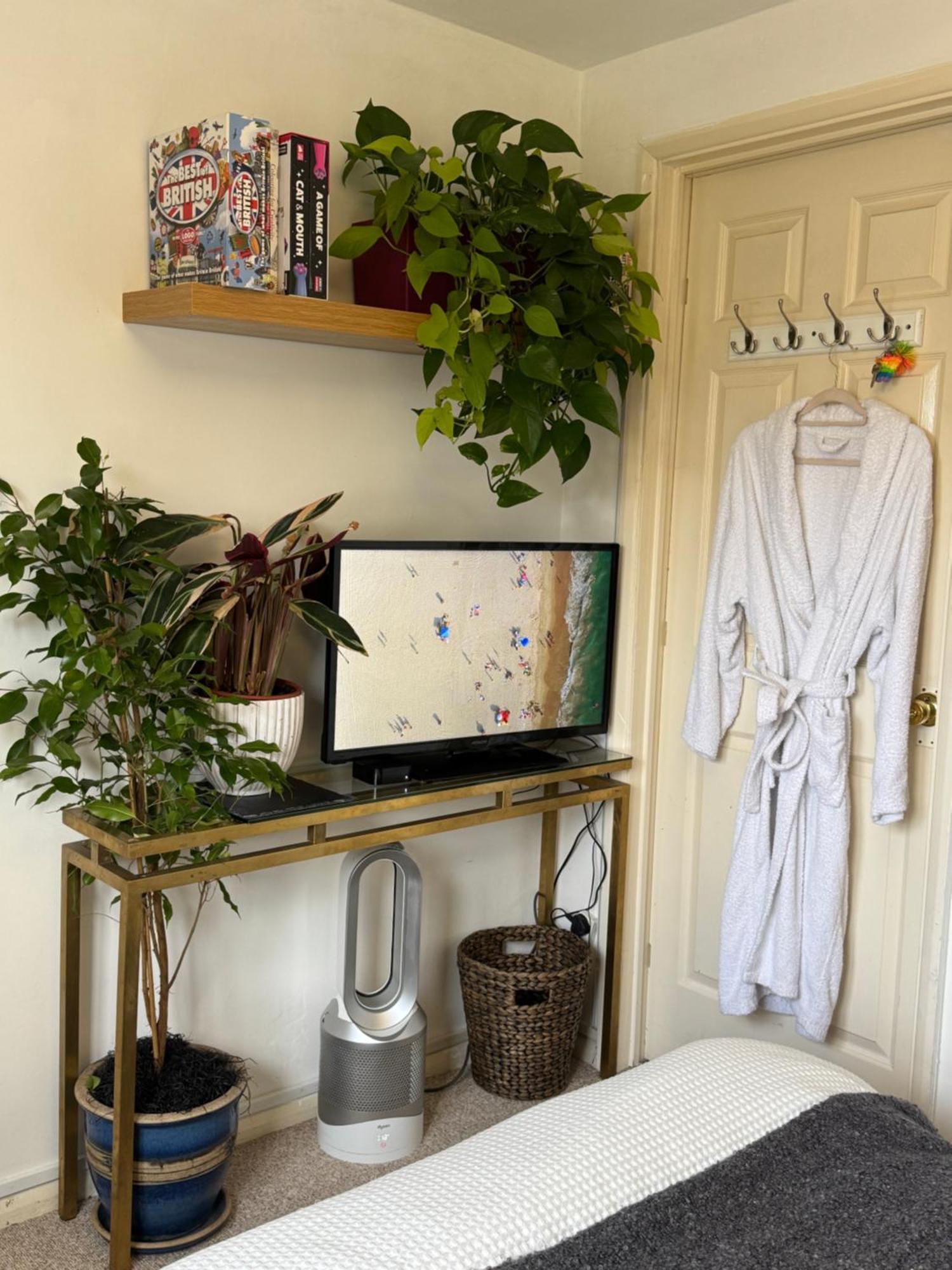 Private Room In A Stylish Flat London Exterior foto